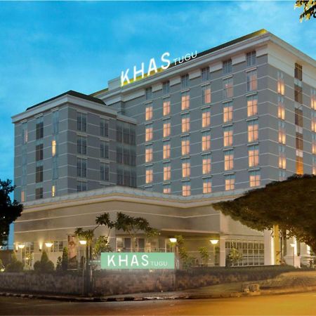 คาส ตูกู  Hotel ยอกยาการ์ตา ภายนอก รูปภาพ