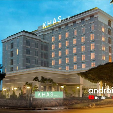 คาส ตูกู  Hotel ยอกยาการ์ตา ภายนอก รูปภาพ