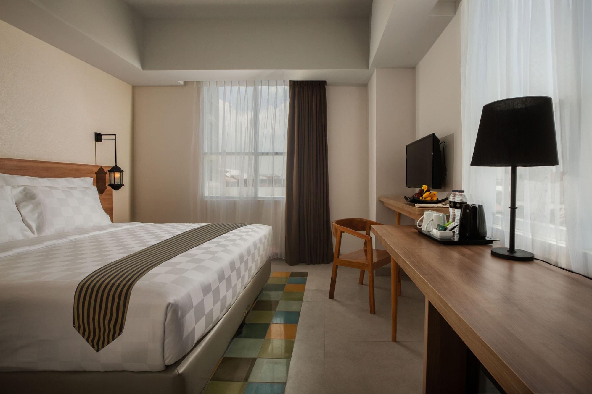 คาส ตูกู  Hotel ยอกยาการ์ตา ภายนอก รูปภาพ