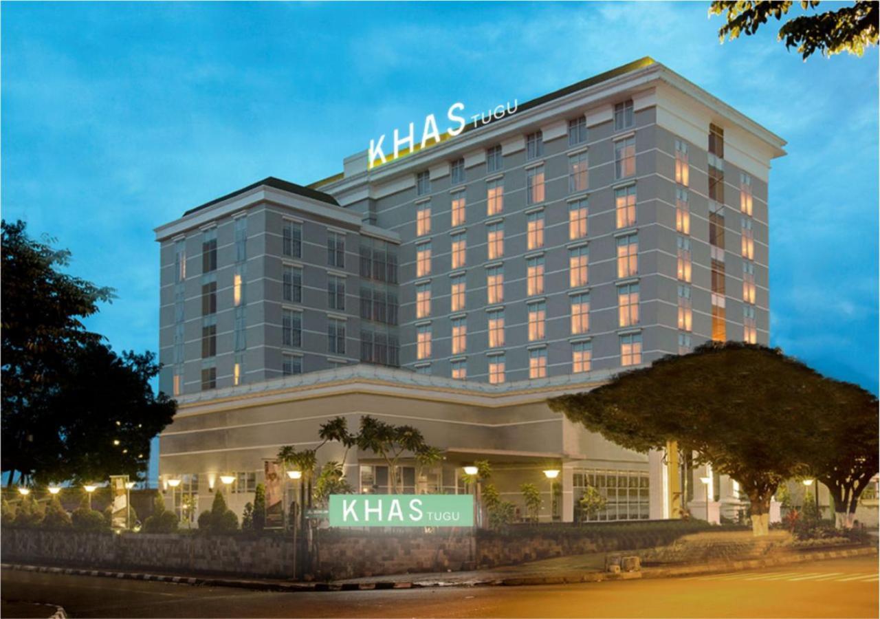 คาส ตูกู  Hotel ยอกยาการ์ตา ภายนอก รูปภาพ