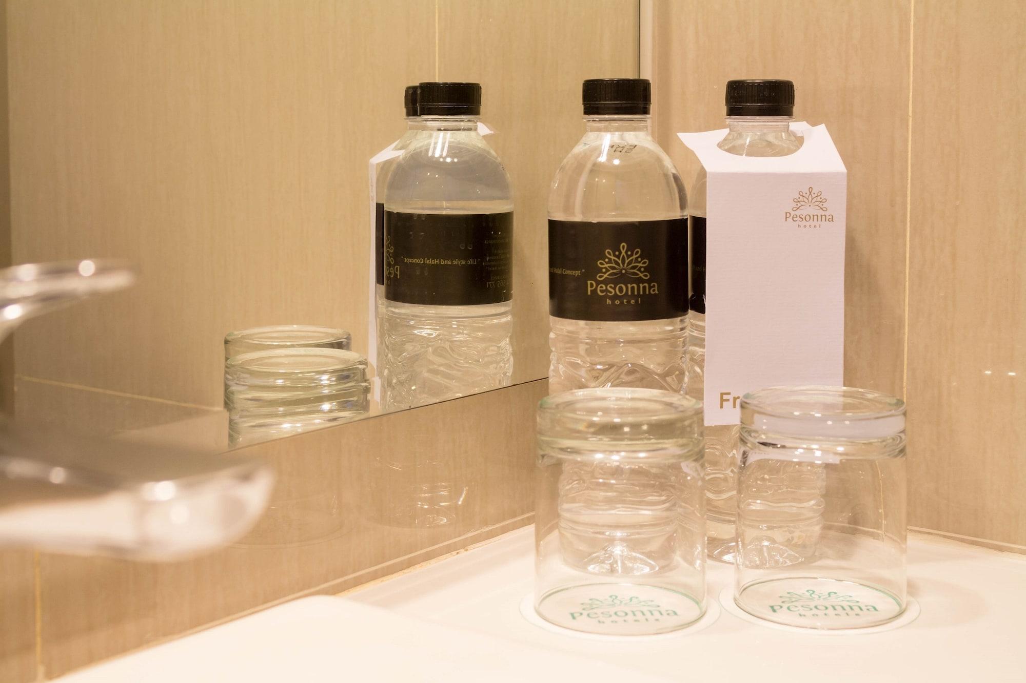 คาส ตูกู  Hotel ยอกยาการ์ตา ภายนอก รูปภาพ